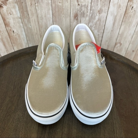 Vans Classic Slip-On Sidewall Flame Platform Sneaker Size 13.5 Girls - Picture 3 of 11